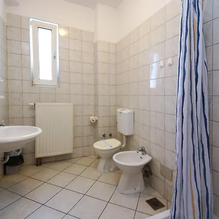 & Petra Gostinjska kuća 3*