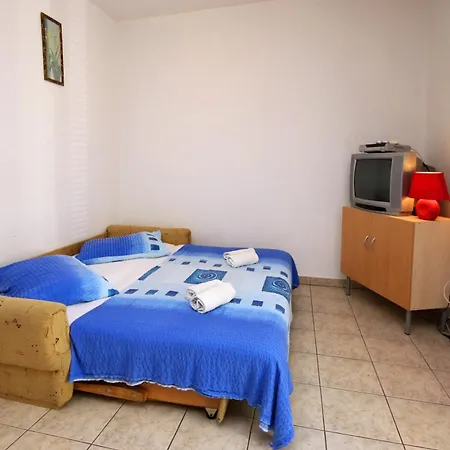 Gostinjska kuća & Petra 3*