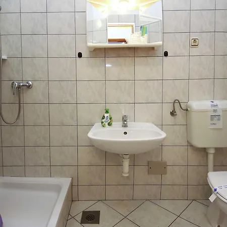 Guest house & Petra Zaboric