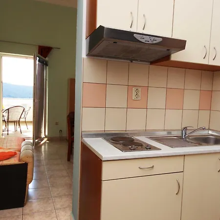 Guest house & Petra 3*