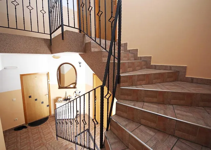 & Petra בית הארחה