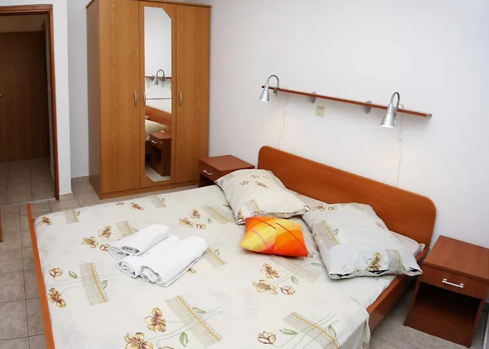 & Petra בית הארחה ז'אבוריץ'